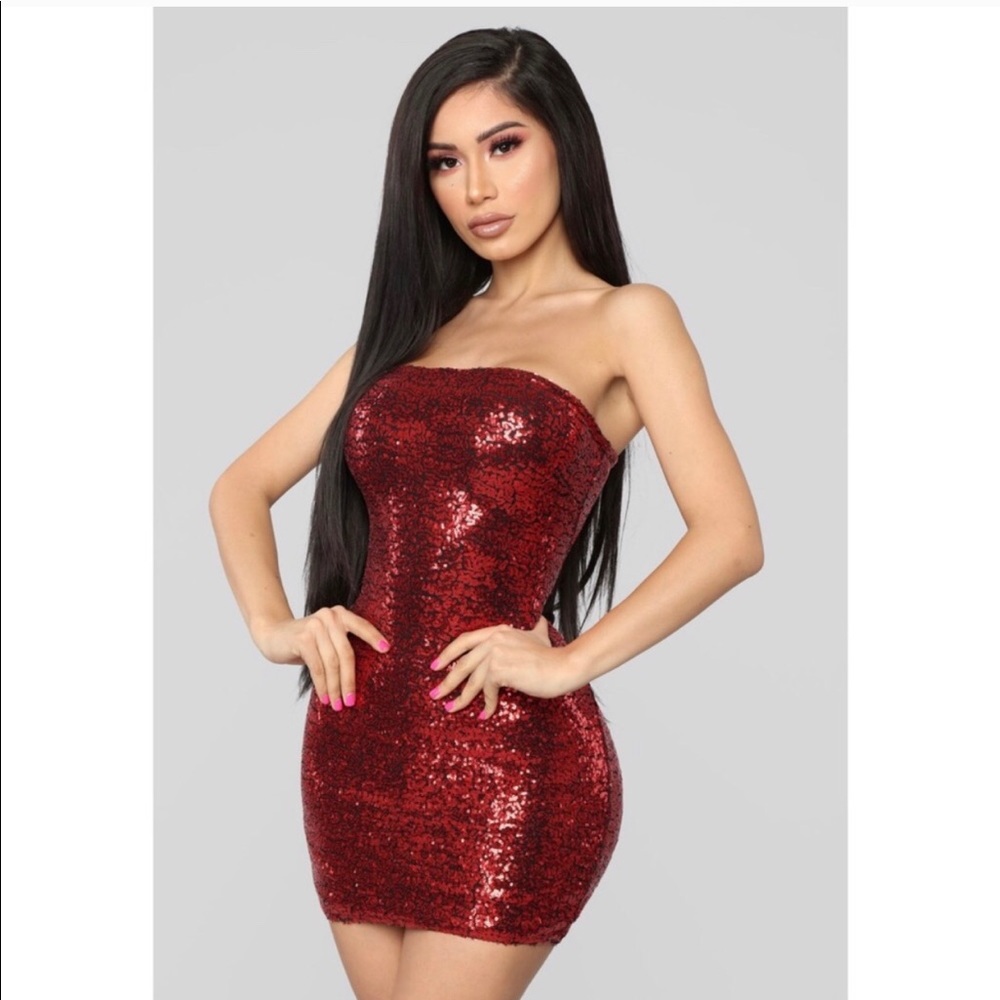 Fashion Nova Red sequin dress